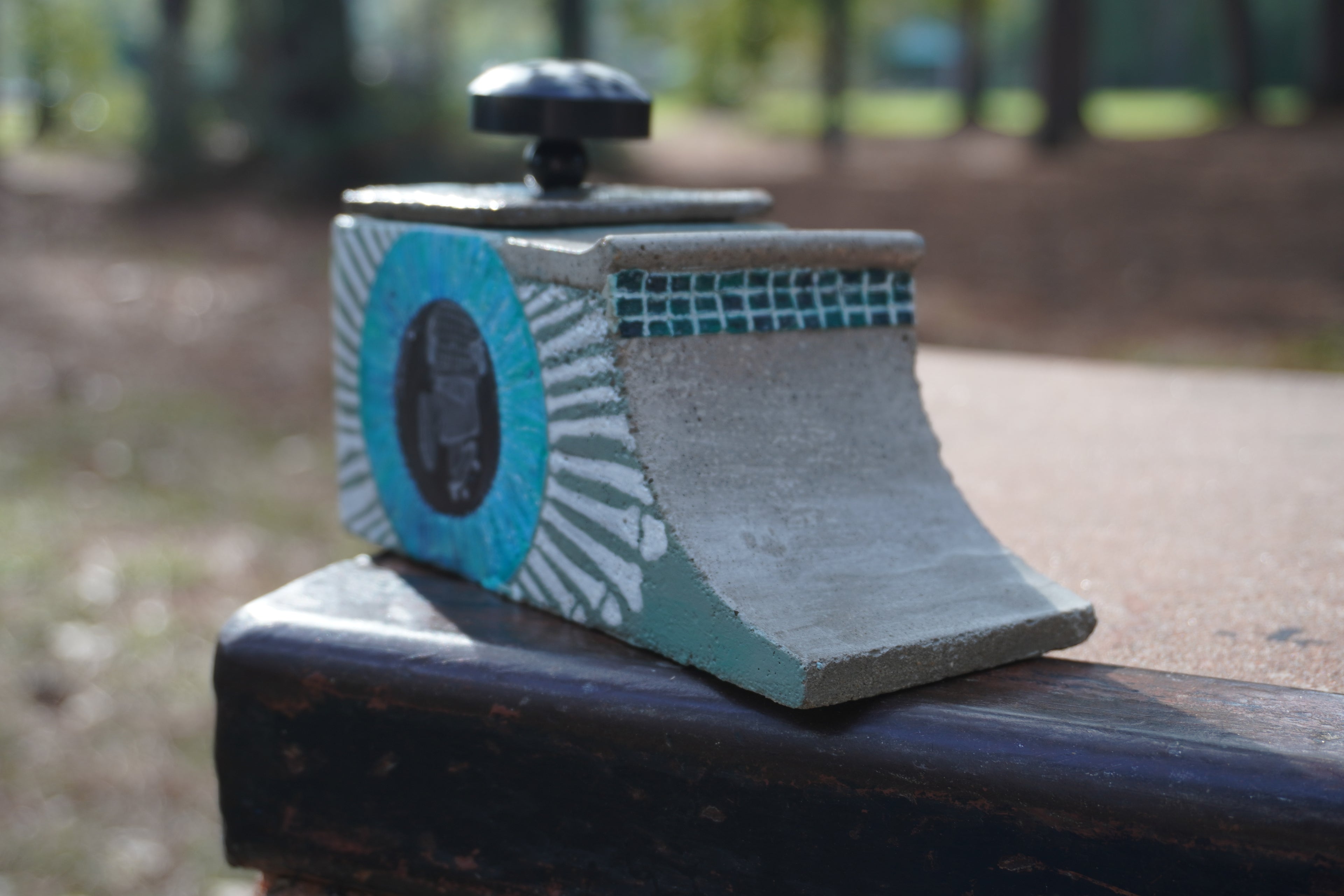 'An Eye for Skating' Jar